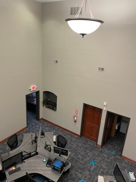 More Photos Of 3745 Medina Rd, Medina Office For Lease