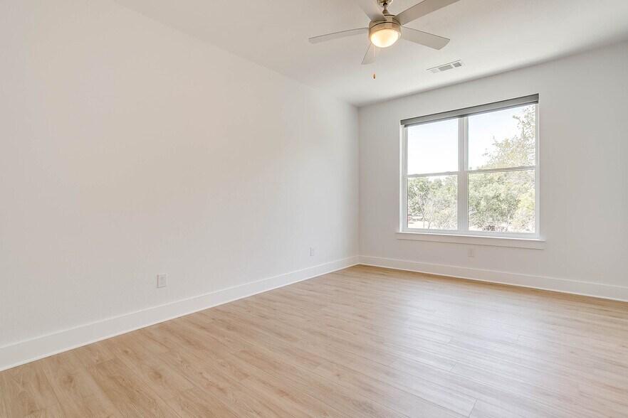 More Photos Of , Fort Worth Multifamily For Sale