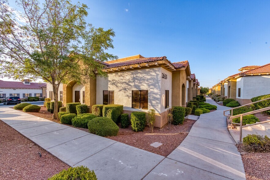 More Photos Of 2633 W Horizon Ridge Pky, Henderson Medical For Lease