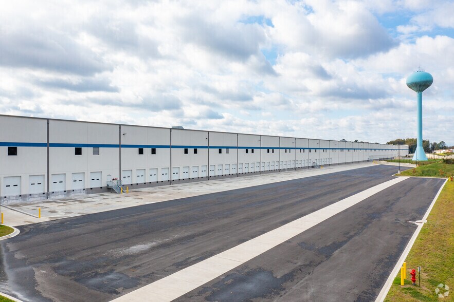 More Photos Of 1225 S Philadelphia Blvd, Aberdeen Distribution For Lease