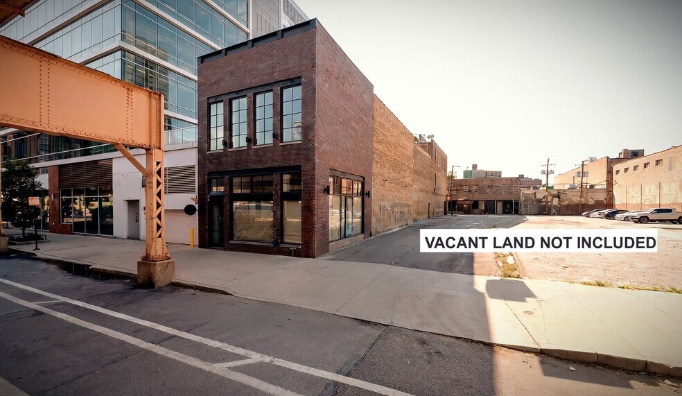 More Photos Of 1219 W Lake St, Chicago Storefront Retail Office For Sale