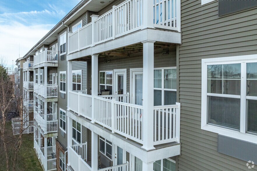 More Photos Of 6020 Moravia Park Dr, Baltimore Apartments For Sale