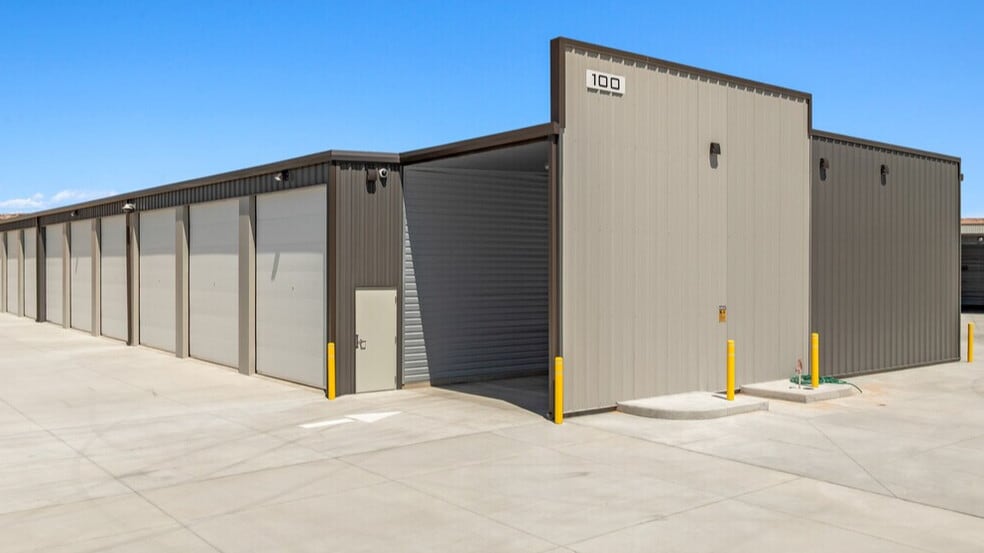 More Photos Of 1300 Pioneer Blvd, Mesquite Self Storage For Sale