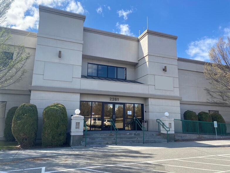 More Photos Of 2261 Stevens Dr, Richland Loft Creative Space For Lease