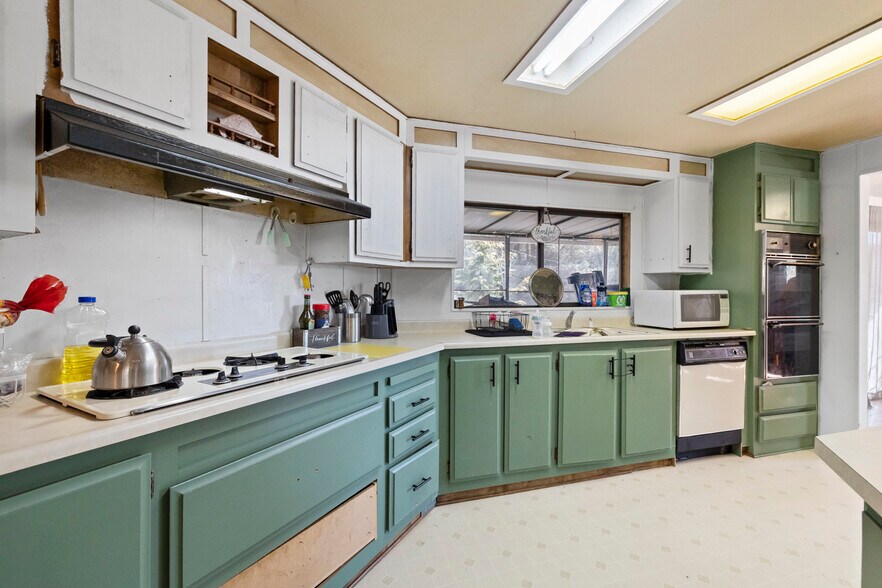 More Photos Of 19750 CA-120, Big Oak Flat Apartments For Sale