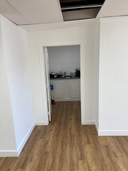 More Photos Of 515-521 W Ramsey St, Banning Storefront Retail Office For Lease