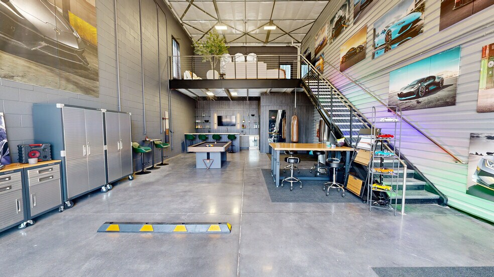 More Photos Of 4365 South Lee St, Buford Showroom For Lease