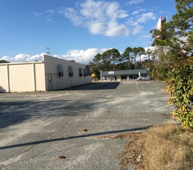 More Photos Of 1615 Highway 17 S, North Myrtle Beach Freestanding For Lease