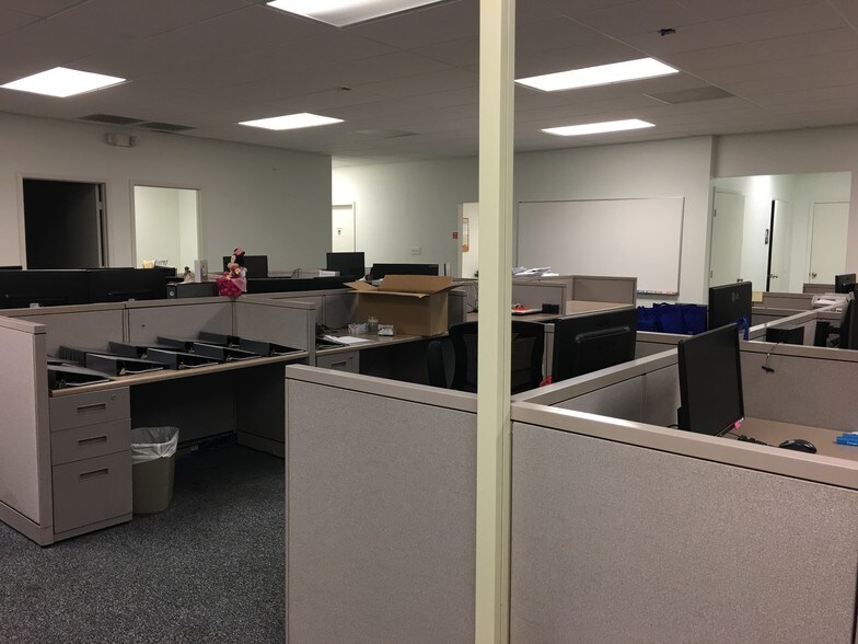 More Photos Of 1414 SW Martin Luther King Jr Ave, Ocala Coworking Space