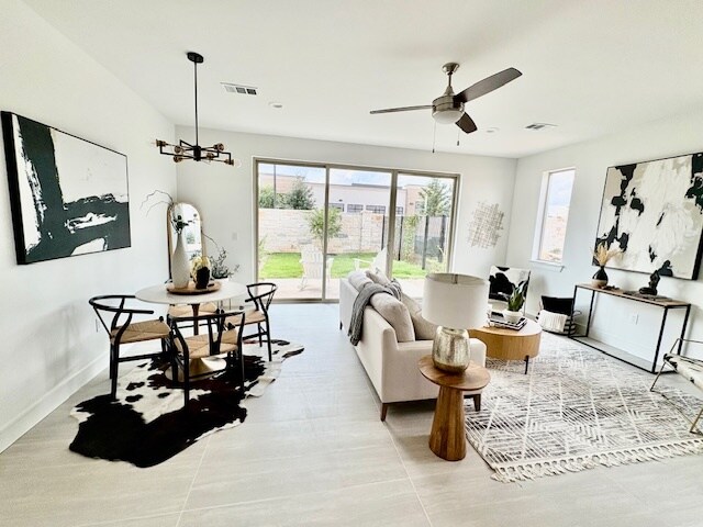 More Photos Of 300 Tesla Cir, Round Rock Multifamily For Sale