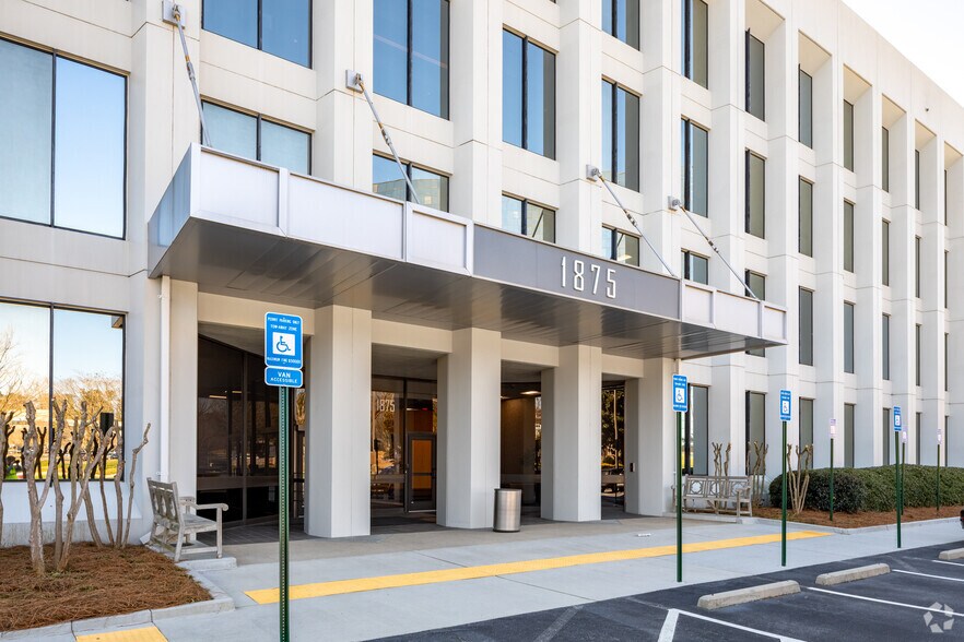 More Photos Of 1875 Century Blvd NE, Atlanta Office For Lease