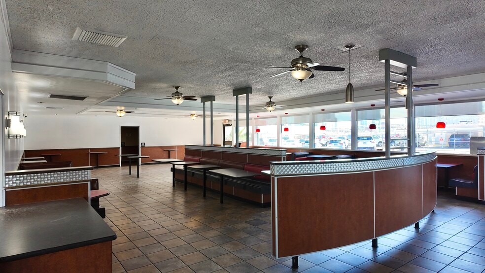 More Photos Of 2001 S Las Vegas Blvd, Las Vegas Fast Food For Lease