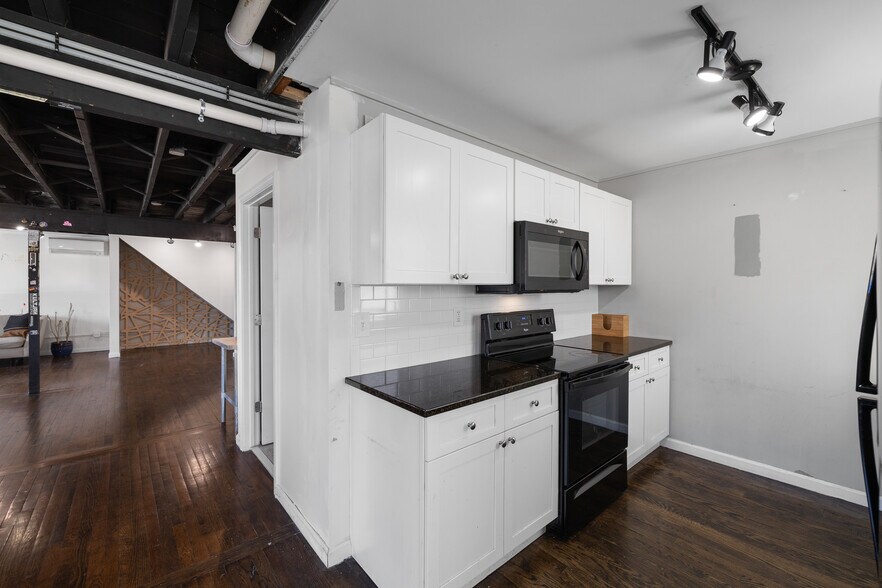 More Photos Of 22 Leonard St, Norwalk Storefront Retail Office For Sale