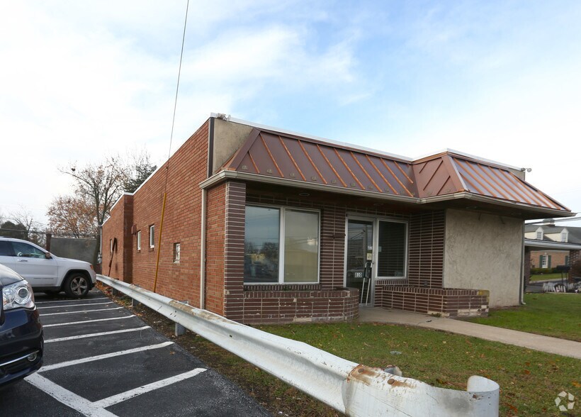 More Photos Of 800 E Philadelphia Ave, Boyertown Office For Lease