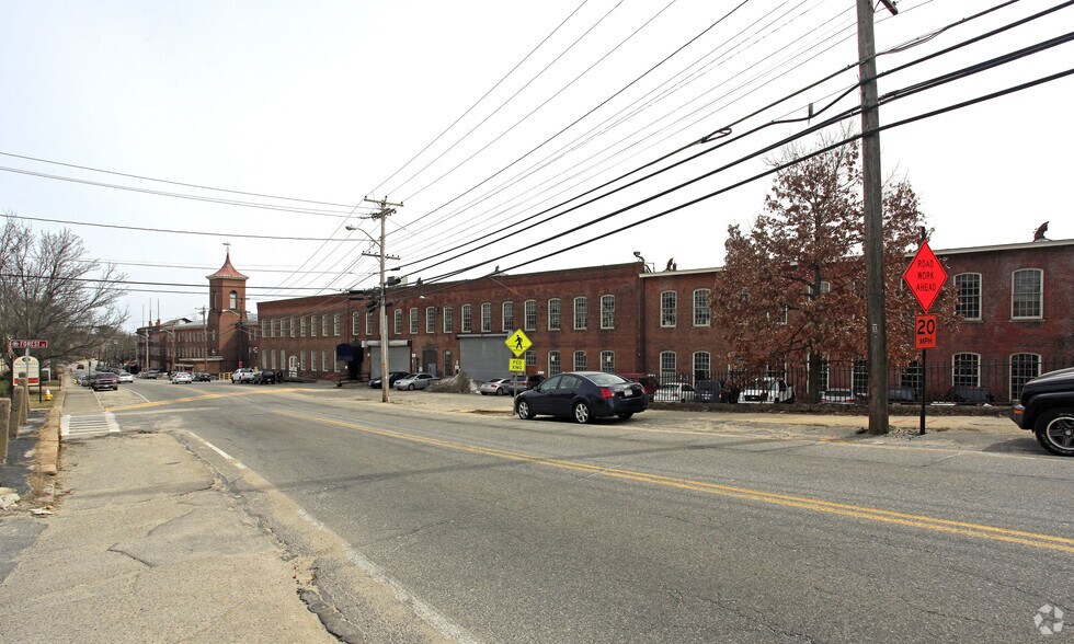 More Photos Of 1 Main St, Whitinsville Warehouse For Lease