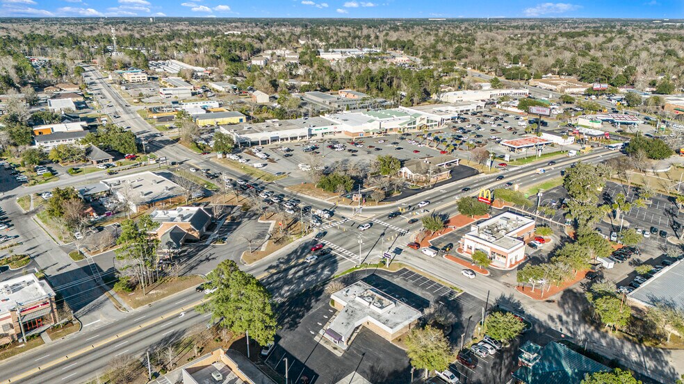 More Photos Of 1915 Old Trolley Rd, Summerville General Retail For Sale