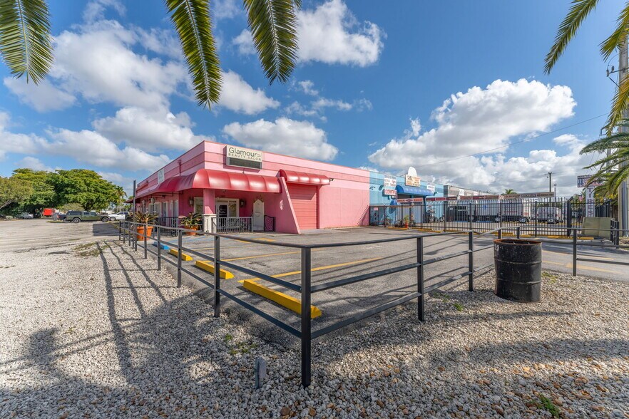 More Photos Of 7885 W 28th Ave, Hialeah Warehouse For Sale