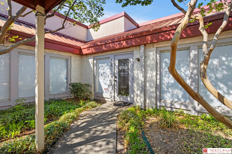 More Photos Of 2761 E Trinity Mills Rd, Carrollton Unknown For Lease