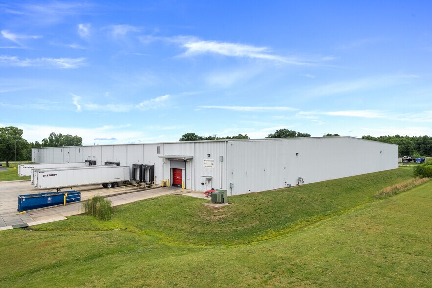 More Photos Of 1515 Cravens Rd, Poplar Bluff Warehouse For Sale