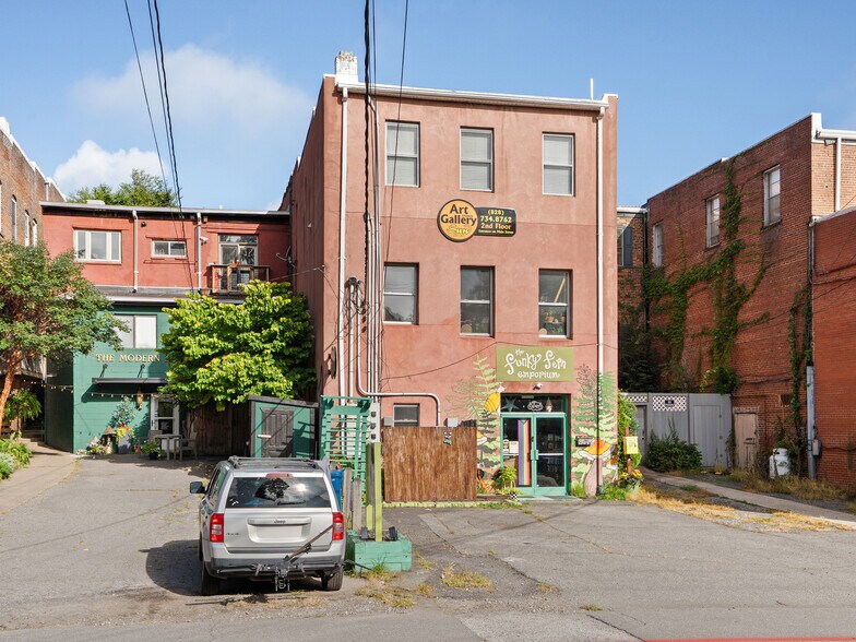 More Photos Of 142 N Main St, Waynesville Storefront Retail Office For Sale