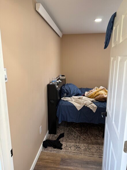 More Photos Of 4881 Pittsburgh Rd, Harrisville Light Distribution For Sale