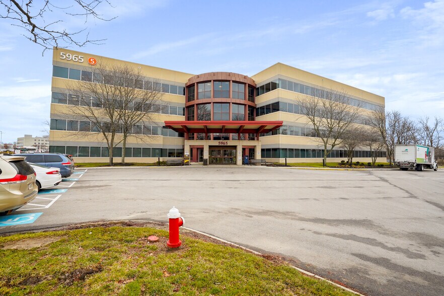 Primary Photo Of 5965 E Broad St, Columbus Medical For Lease
