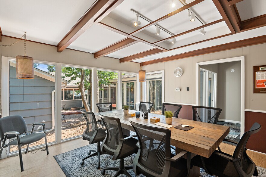 More Photos Of 3400 Northland Dr, Austin Office For Lease