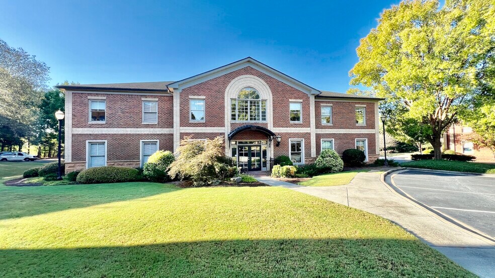 More Photos Of 4080 McGinnis Ferry Rd, Alpharetta Office For Sale
