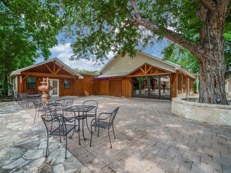 More Photos Of 331 Fifth St, Comfort Religious Facility For Sale