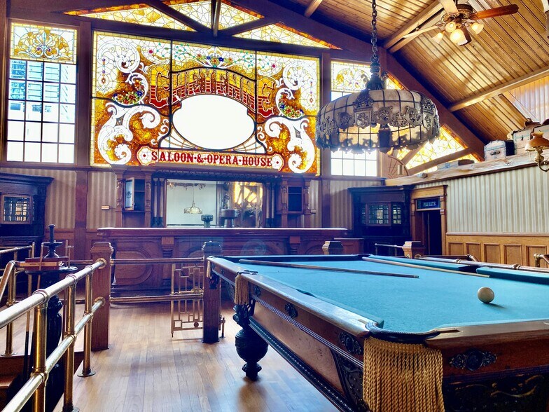 More Photos Of 128 W Church St, Orlando Bar For Lease