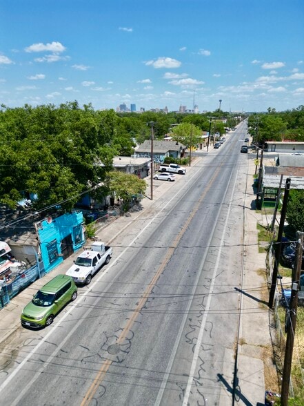 More Photos Of 2217 Guadalupe St, San Antonio Freestanding For Sale