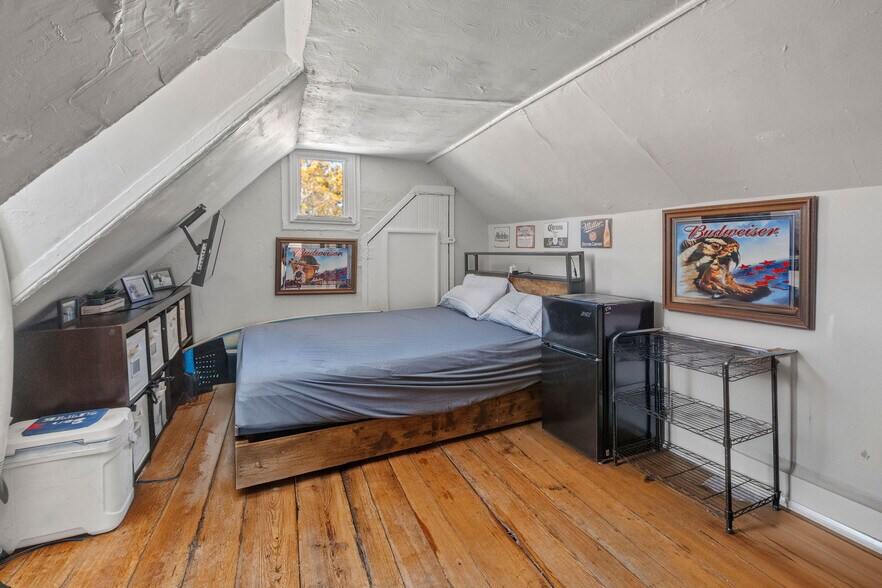 More Photos Of 94 Morris St, Charleston Apartments For Sale