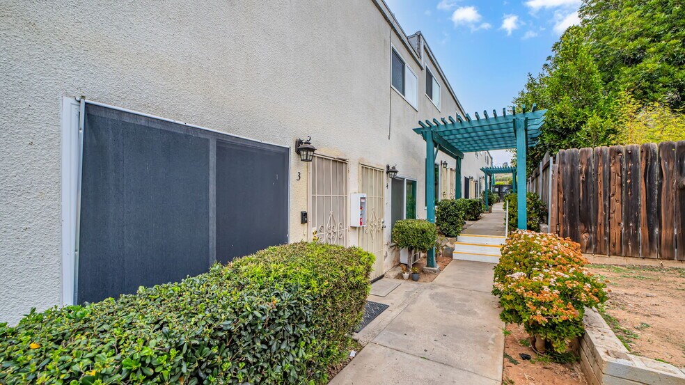 More Photos Of 7425 Waite Dr, La Mesa Apartments For Sale