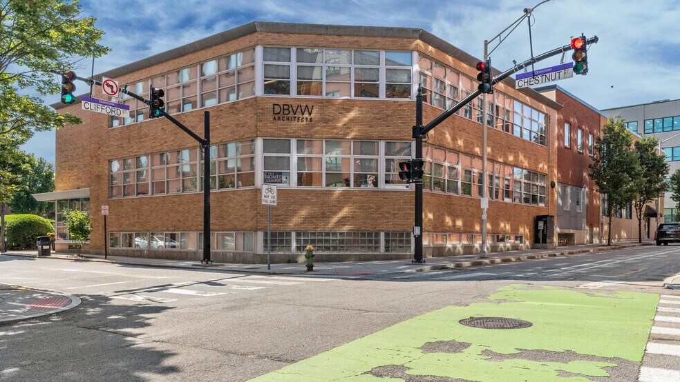 More Photos Of 111 Chestnut St, Providence Office For Lease