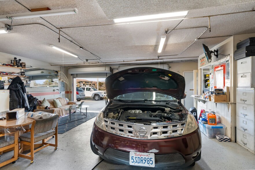More Photos Of 7969 Mission Gorge Rd, Santee Auto Repair For Sale