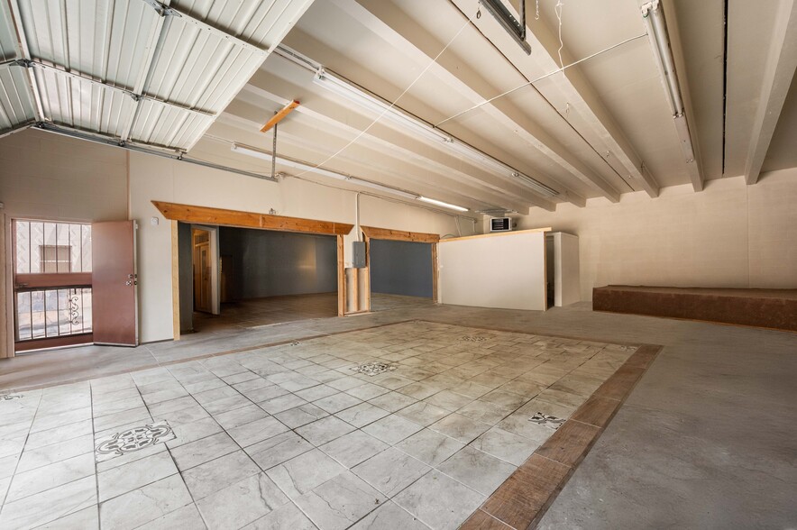 More Photos Of 1610 N Salem Ave, Pueblo Storefront Retail Residential For Lease