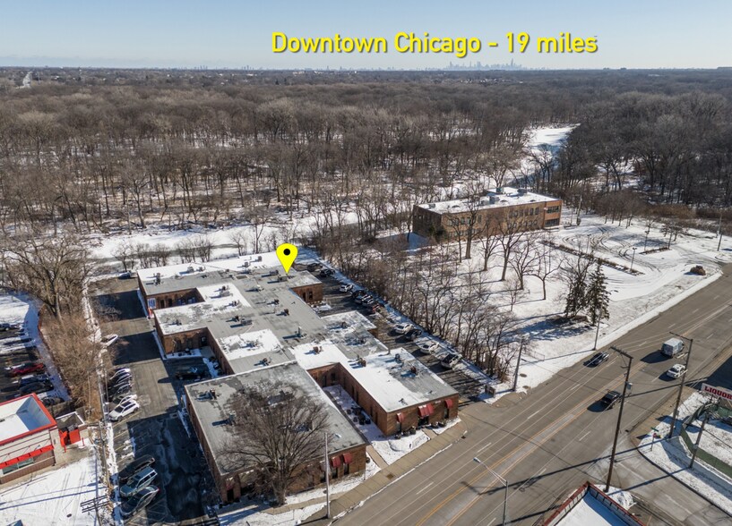 More Photos Of 1645 S River Rd, Des Plaines Office For Sale