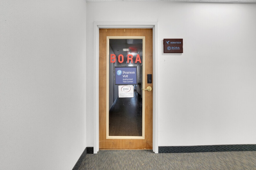 More Photos Of 7535 Little River Tpke, Annandale Office Residential For Sale