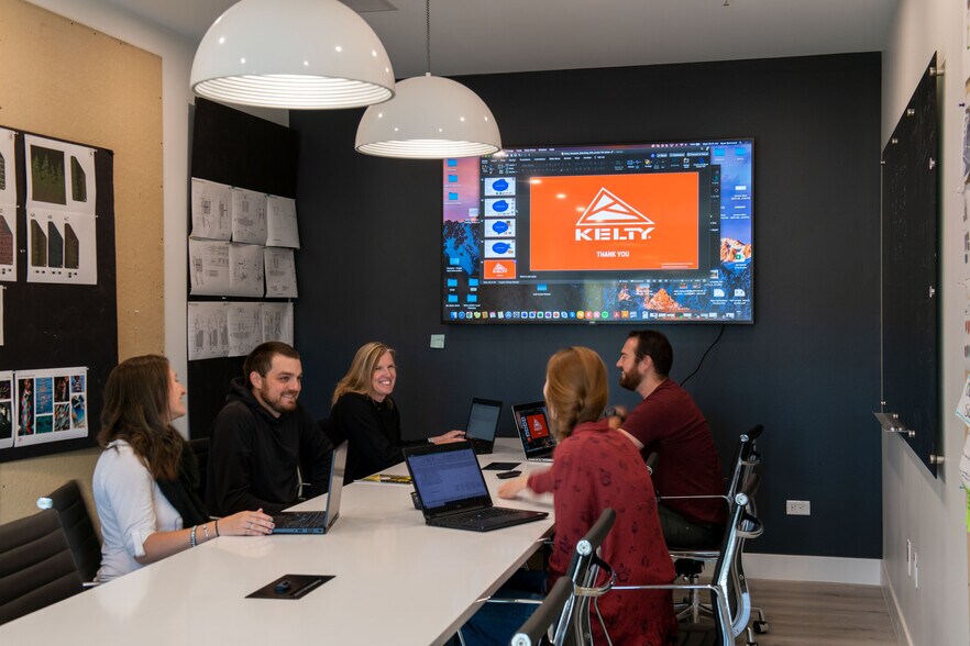 More Photos Of 1 International Ct, Broomfield Office For Sale