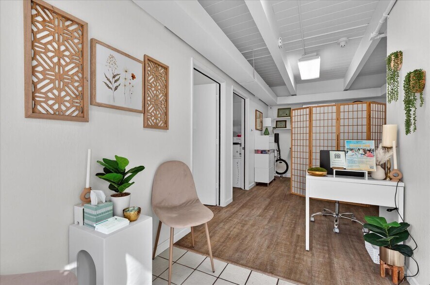 More Photos Of 9500 Soquel Dr, Aptos Office For Sale
