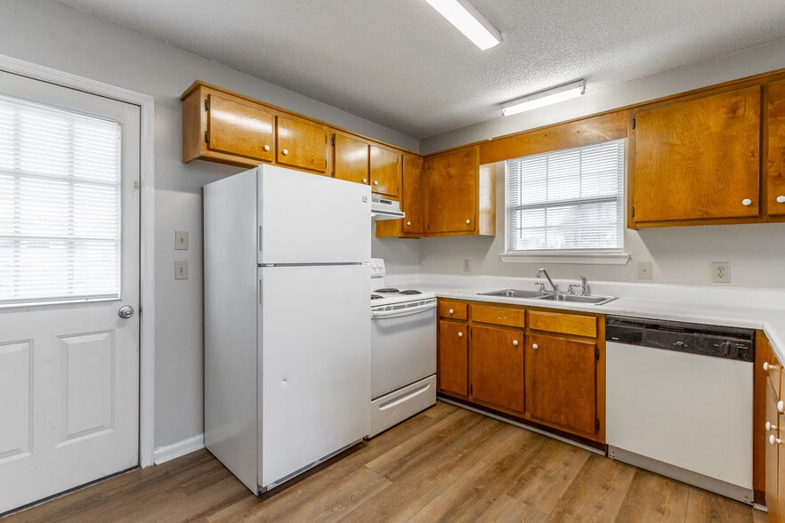 More Photos Of 14 Clara Dr, Ringgold Multifamily For Sale