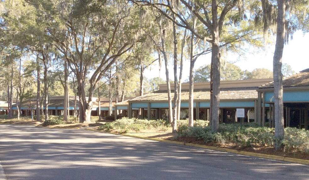 More Photos Of 6 Northridge Dr, Hilton Head Island Unknown For Lease