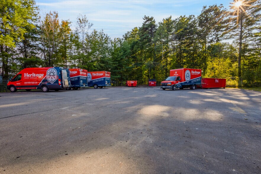 More Photos Of 28 Commercial Ct, Auburn Manufacturing For Sale