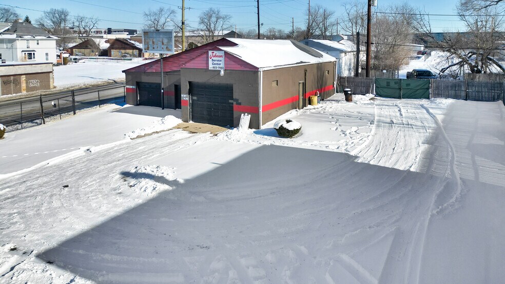 More Photos Of 1001 E 30th St, Indianapolis Industrial For Sale