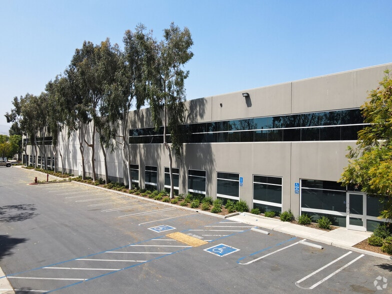 More Photos Of 1115 Research Dr, Redlands Unknown For Lease