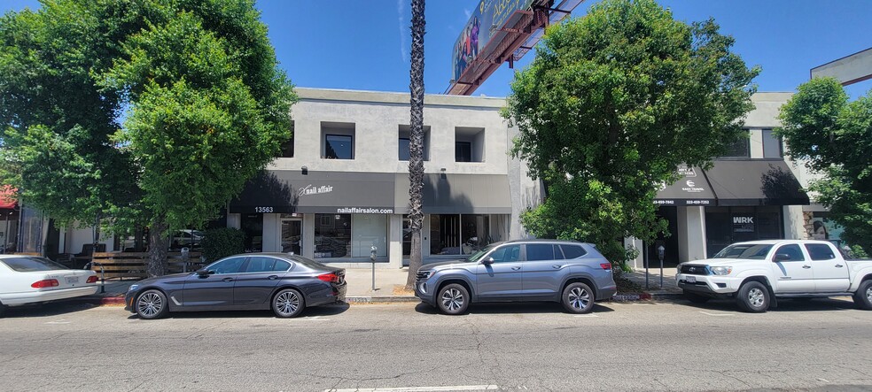 Primary Photo Of 13561-13563 Ventura Blvd, Sherman Oaks Storefront Retail Office For Lease