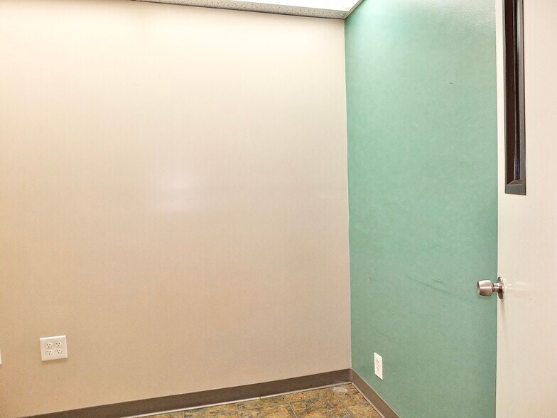 More Photos Of 830 Atlantic Ave, Long Beach Medical For Sale