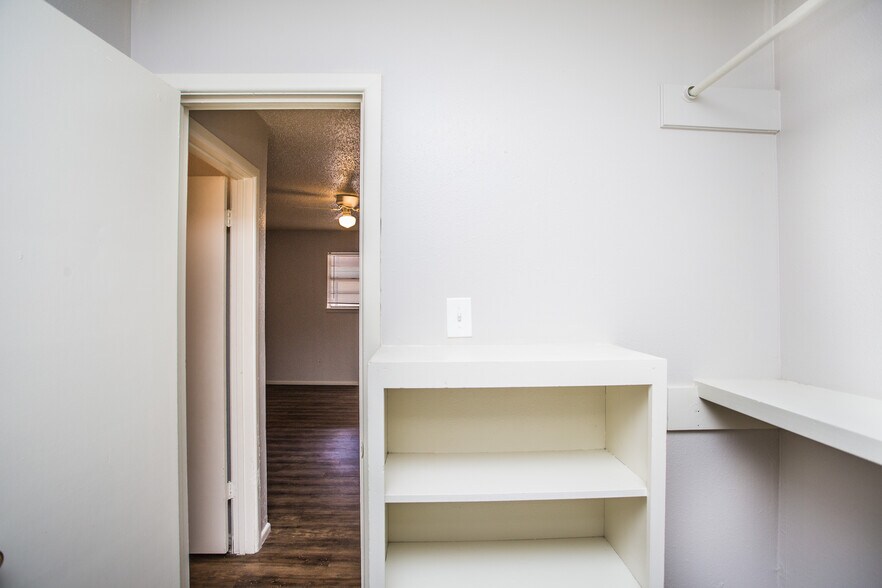 More Photos Of 7410 Quaker Ave, Lubbock Apartments For Sale