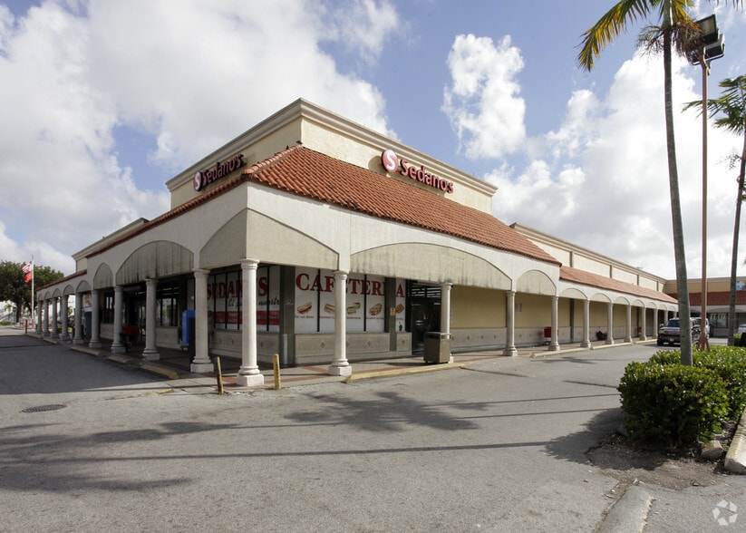 Primary Photo Of 1700 W 68th St, Hialeah Unknown For Lease