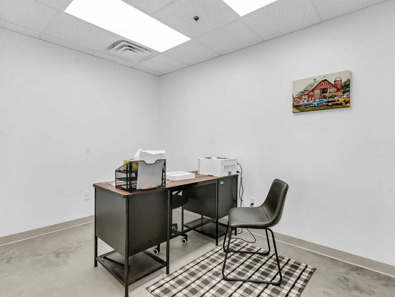 More Photos Of 26336 S Heritage Dr, Elwood Warehouse For Sale